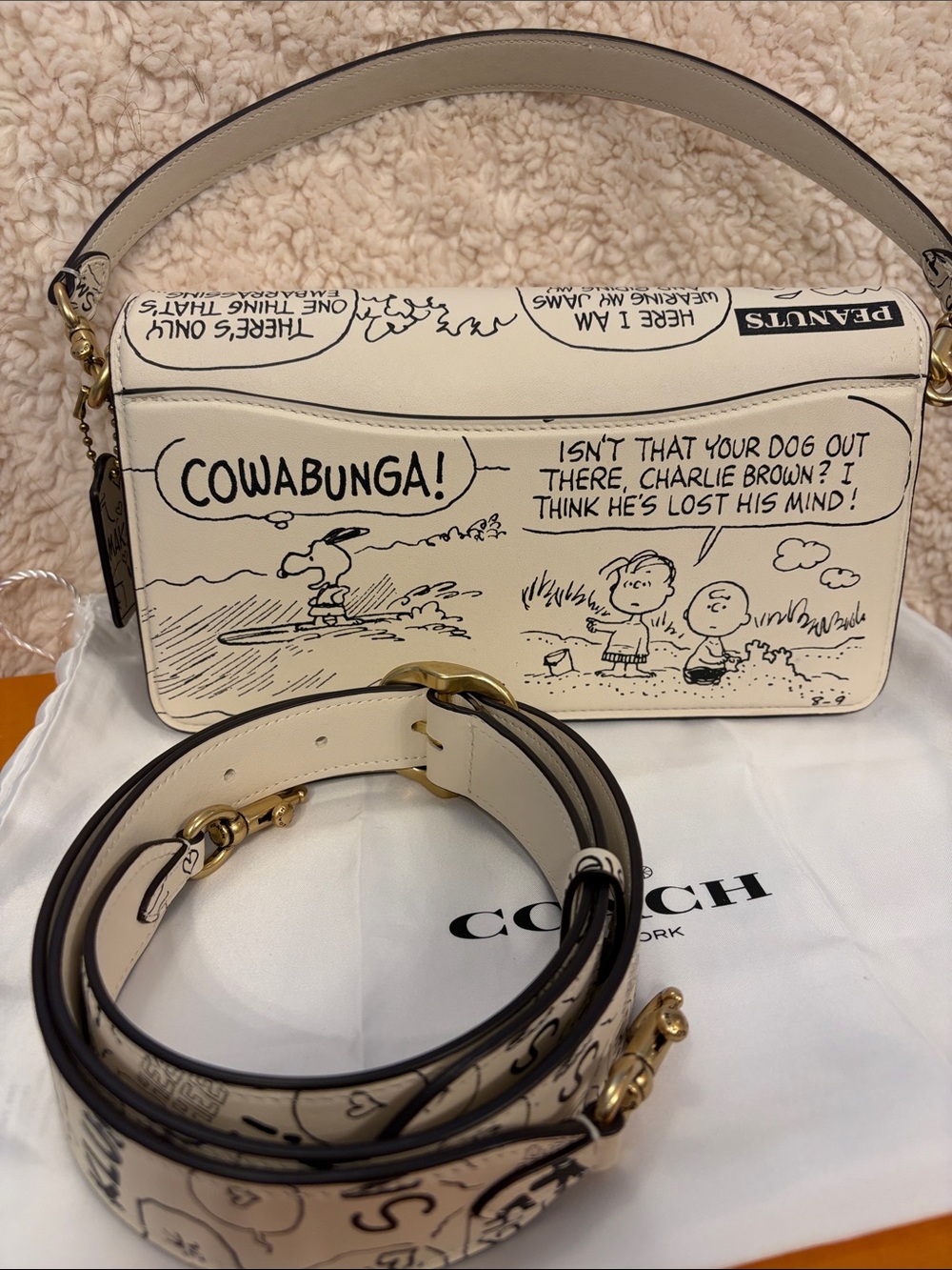 Coach Peanuts Tabby Shoulder Bag with Newspaper Print 26 - Picture 2 of 3